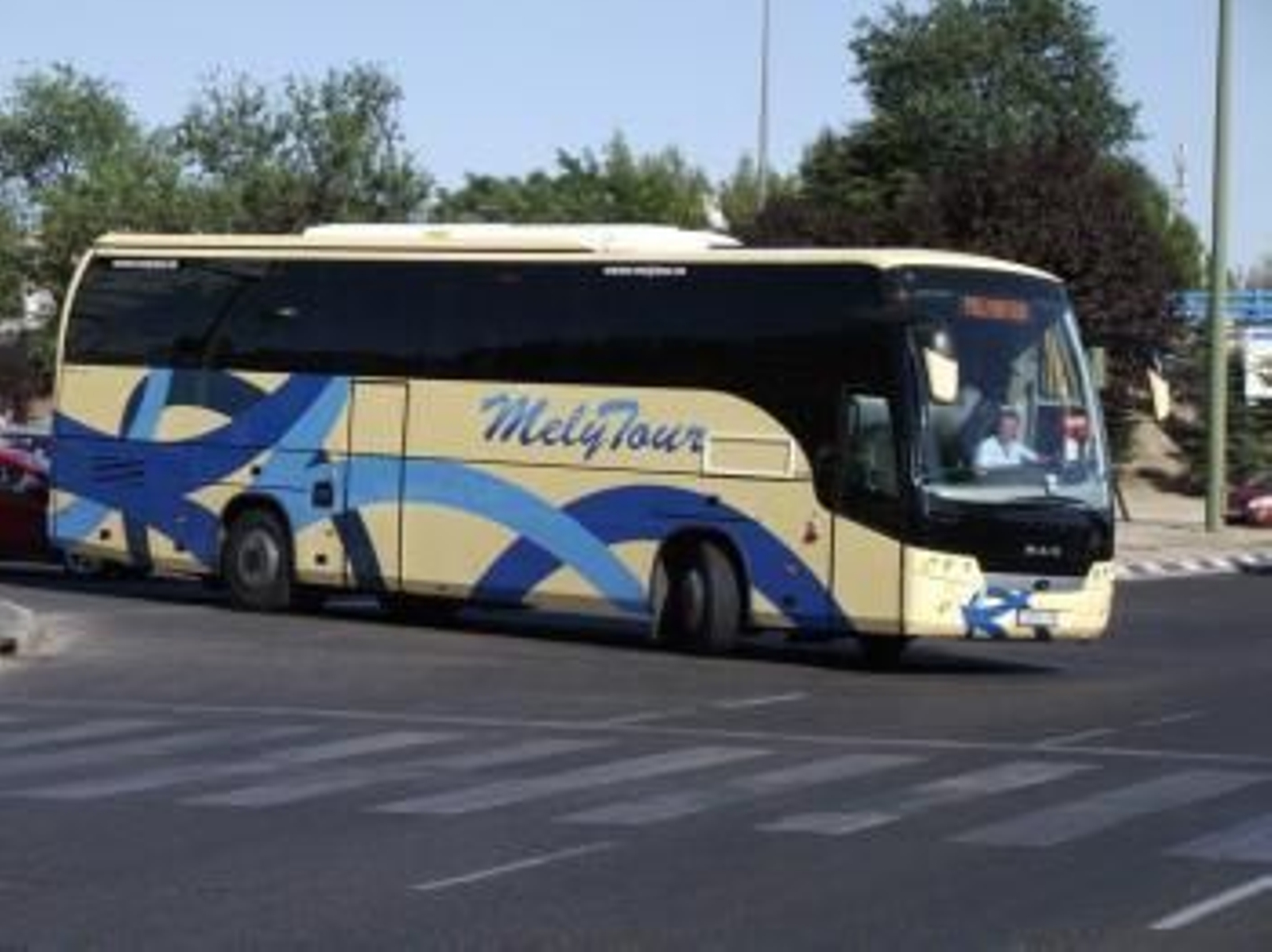 Autocar perteneciente a una de las empresas concesionarias de transporte público en Gondomar.