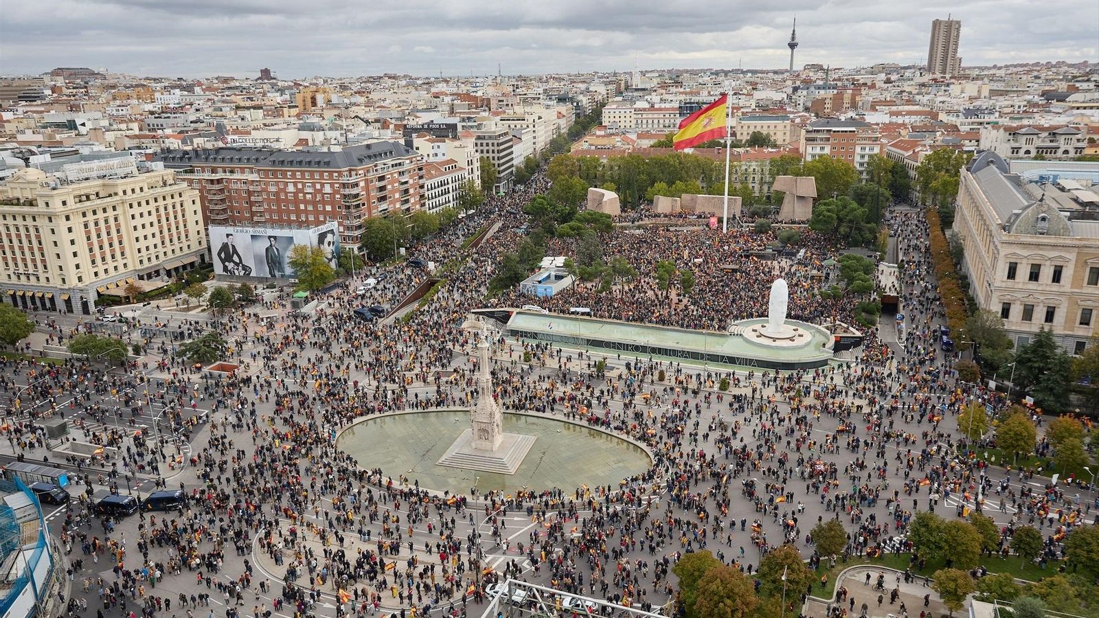 Vista aérea en la manifestación en la Plaza de Colón de Madrid. // Europa press