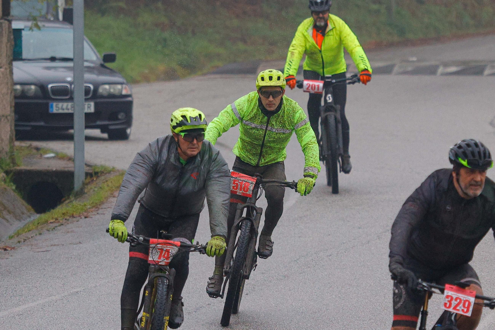 Galería | Decenas de ciclistas participan en la Gran Bikedada de Vigo
