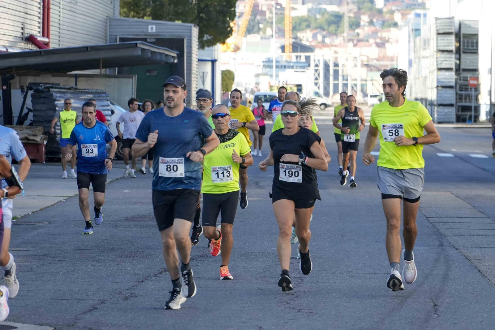 Galería | El puerto pesquero de Vigo acoge hasta cinco carreras organizadas por Carlos Adán