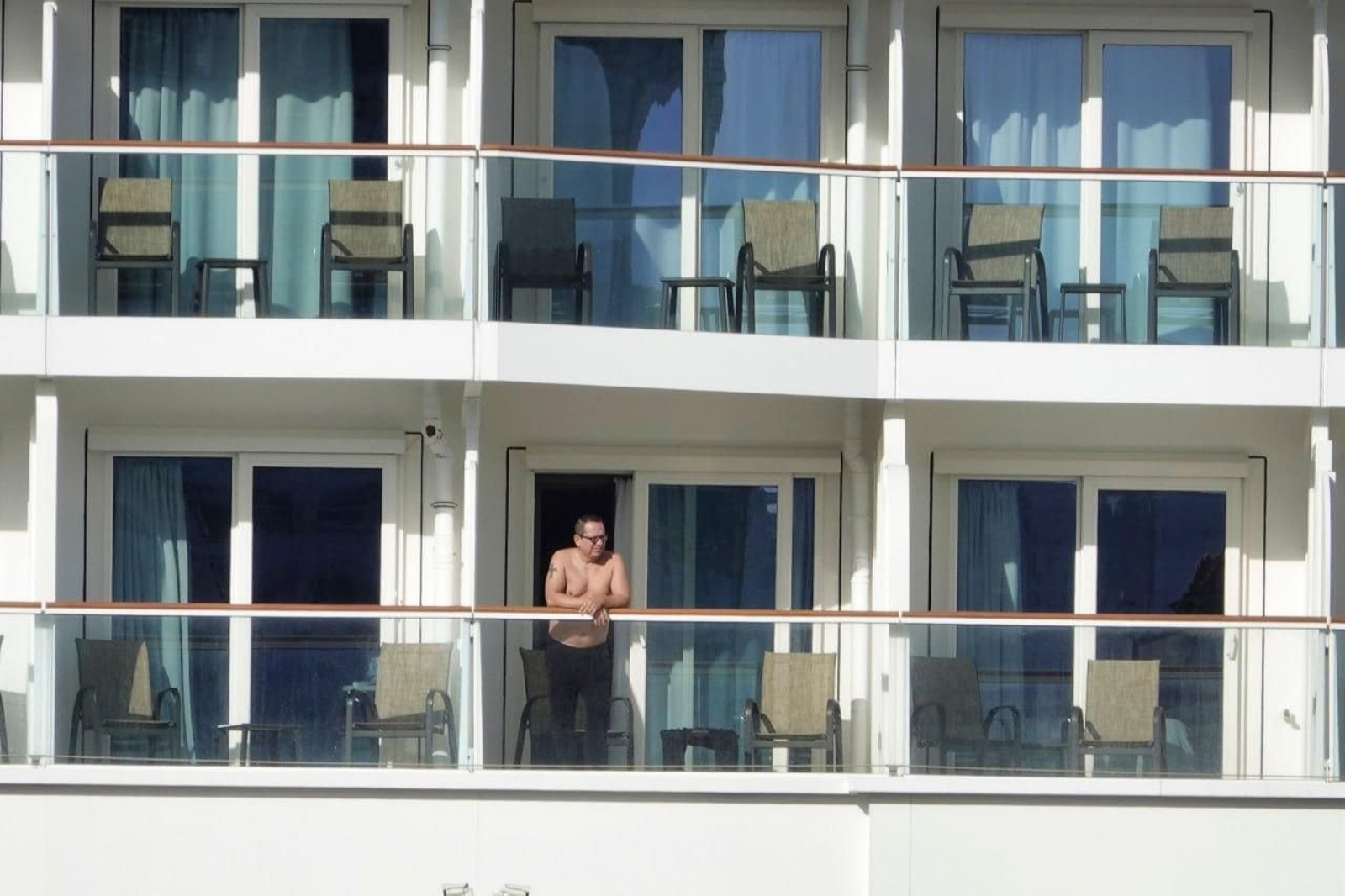 Galería | Una ruta trasatlántica llega a Vigo con 5.000 viajeros