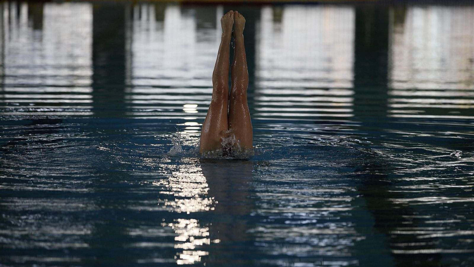 Galería | La natación artística celebra su primera jornada de rutinas técnicas en Ourense