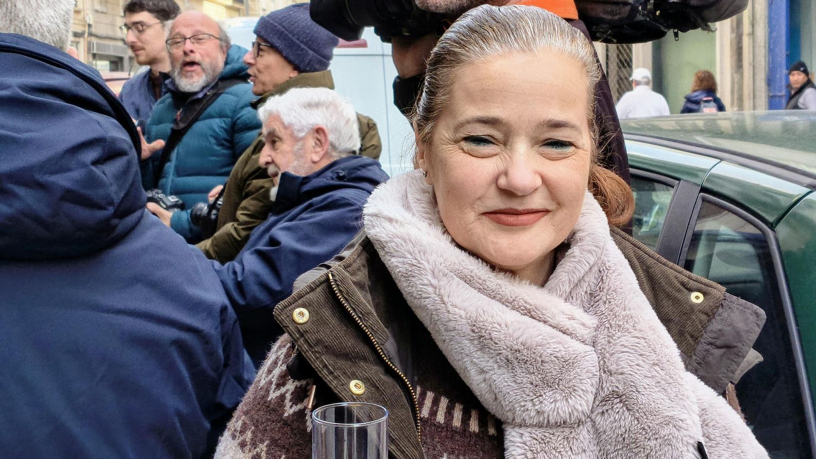 Elna y su marido ganaron el premio con un décimo que ayudará a la hipoteca y a los hijos.