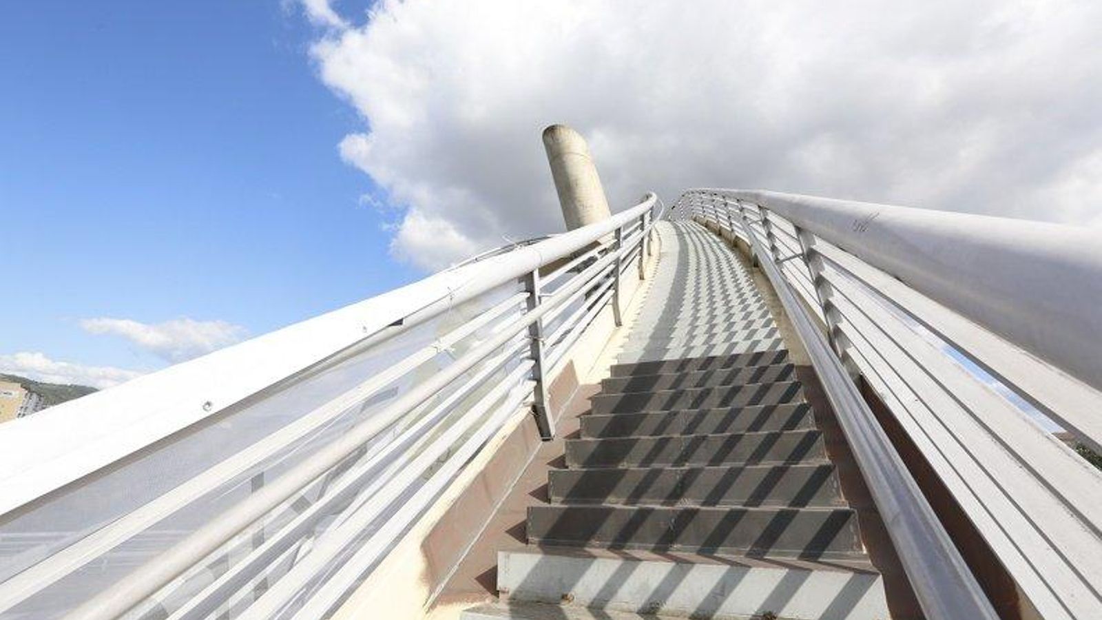 Ourense. 22-07-16. Local. Obras na ponte do Milenio. Foto: Xesús Fariñas