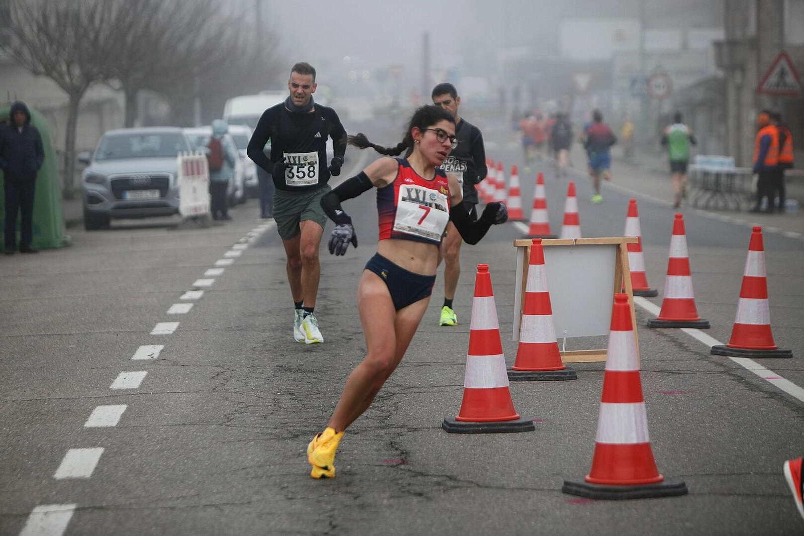 Itziar Manso avanzando con determinación.