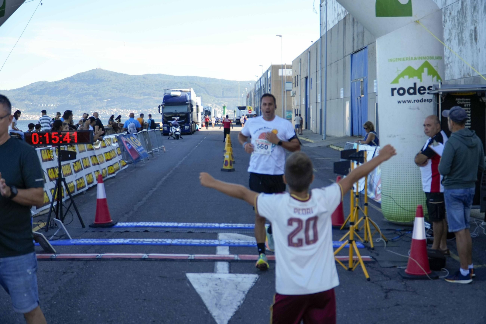 Galería | El puerto pesquero de Vigo acoge hasta cinco carreras organizadas por Carlos Adán
