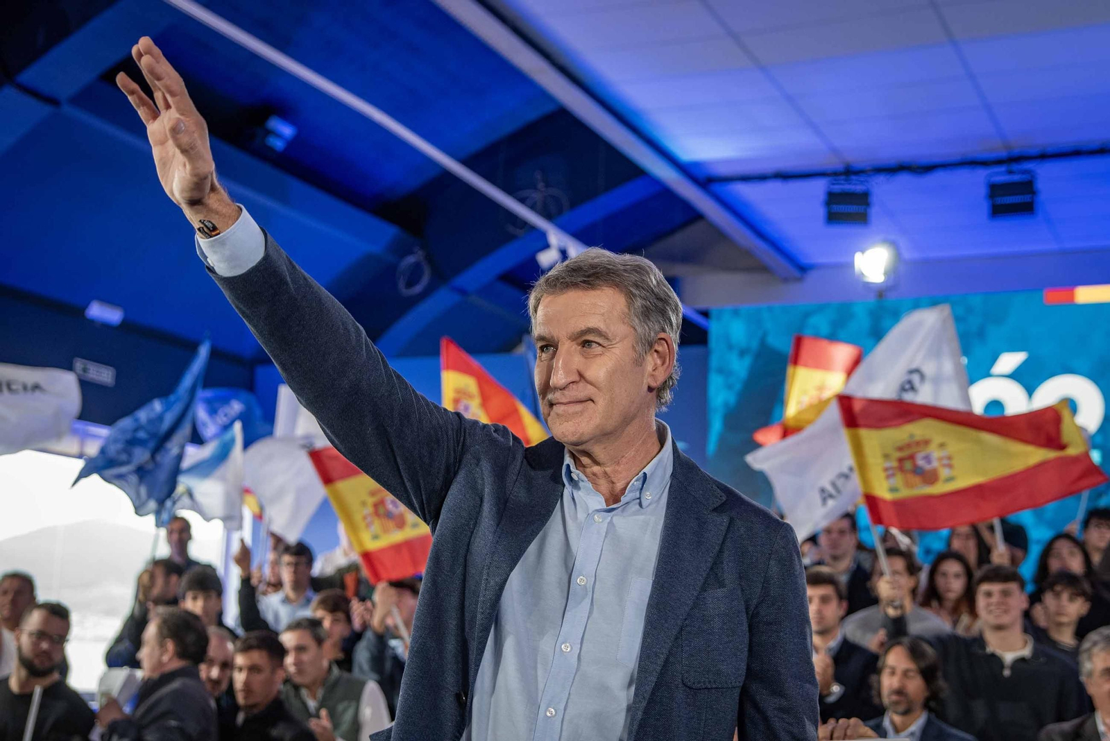 Galería | Feijóo hace parada en Vigo con la precampaña electoral del 29-N