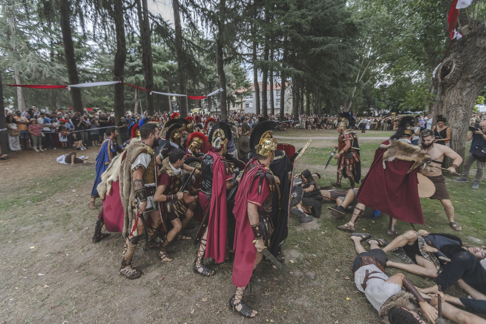 Galería | Los romanos cruzan el Lethes: Xinzo pone fin al Esquecemento, un evento con cifras récord