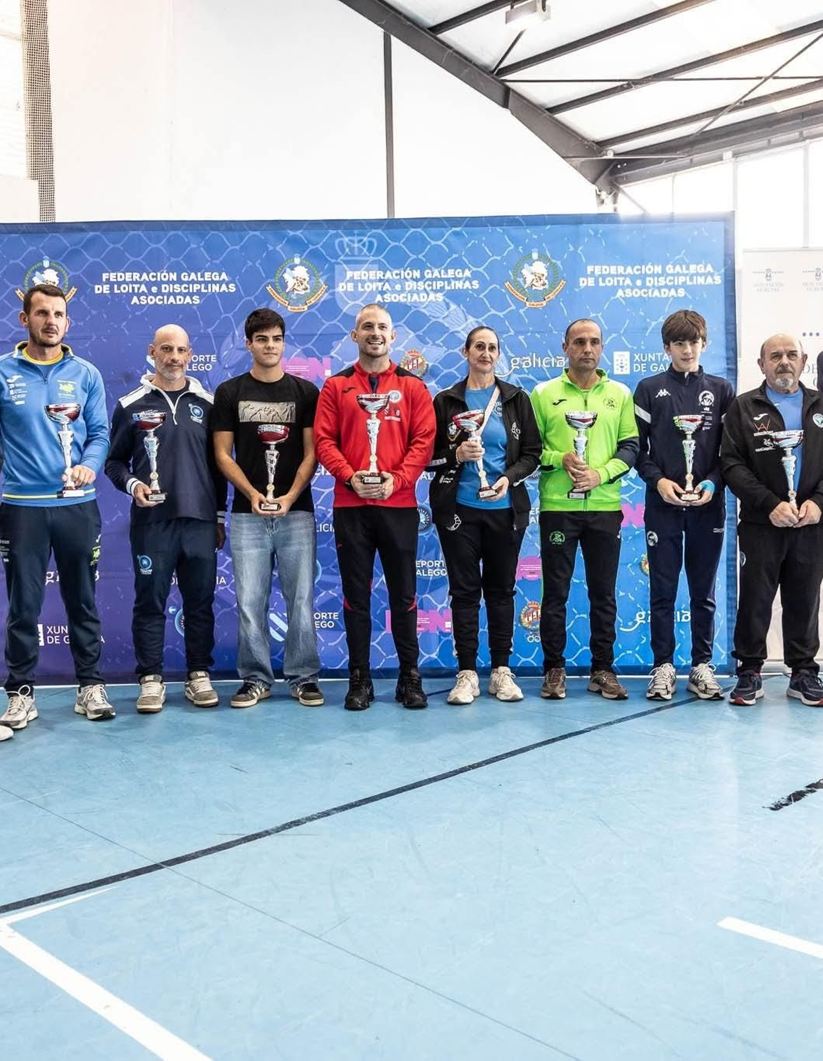 Los guerreros ourensanos de base pelearon con la sonrisa puesta
