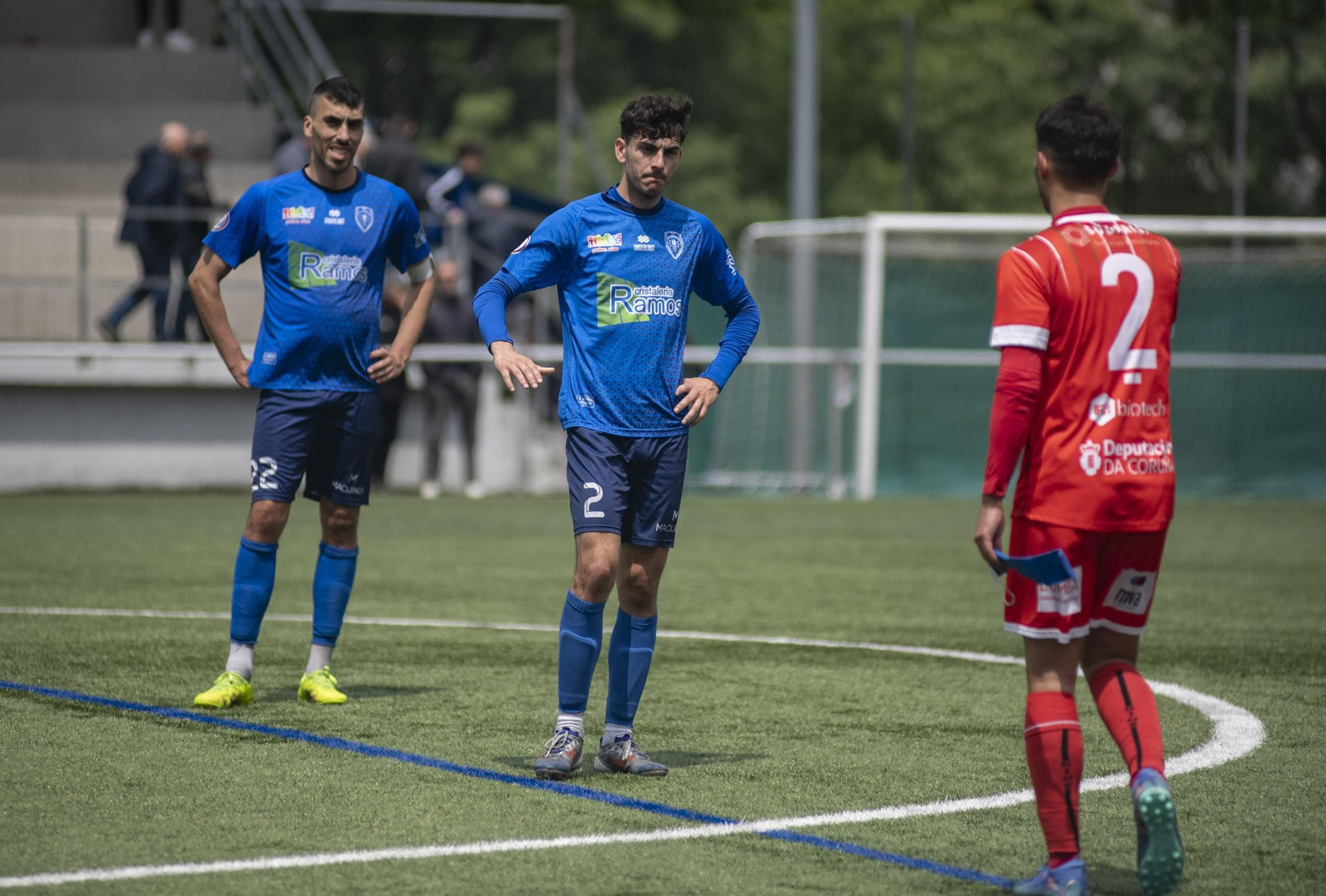 Galería | Victoria para el Barbadás que tendrá que esperar