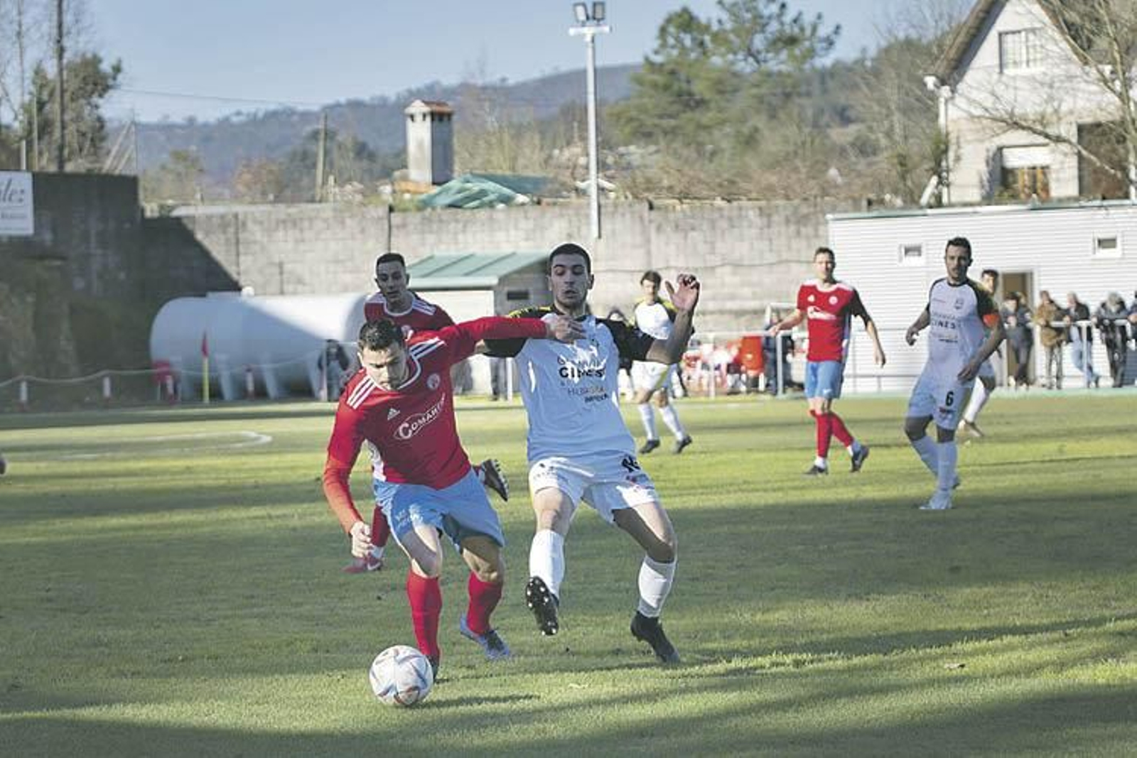 Enio y Samu Pardo, en Arnoia. MIGUEL ÁNGEL