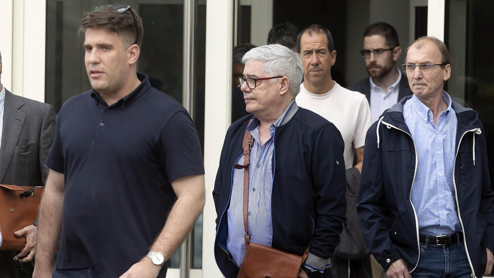 Francisco Garzón a la salida del juicio en Santiago.