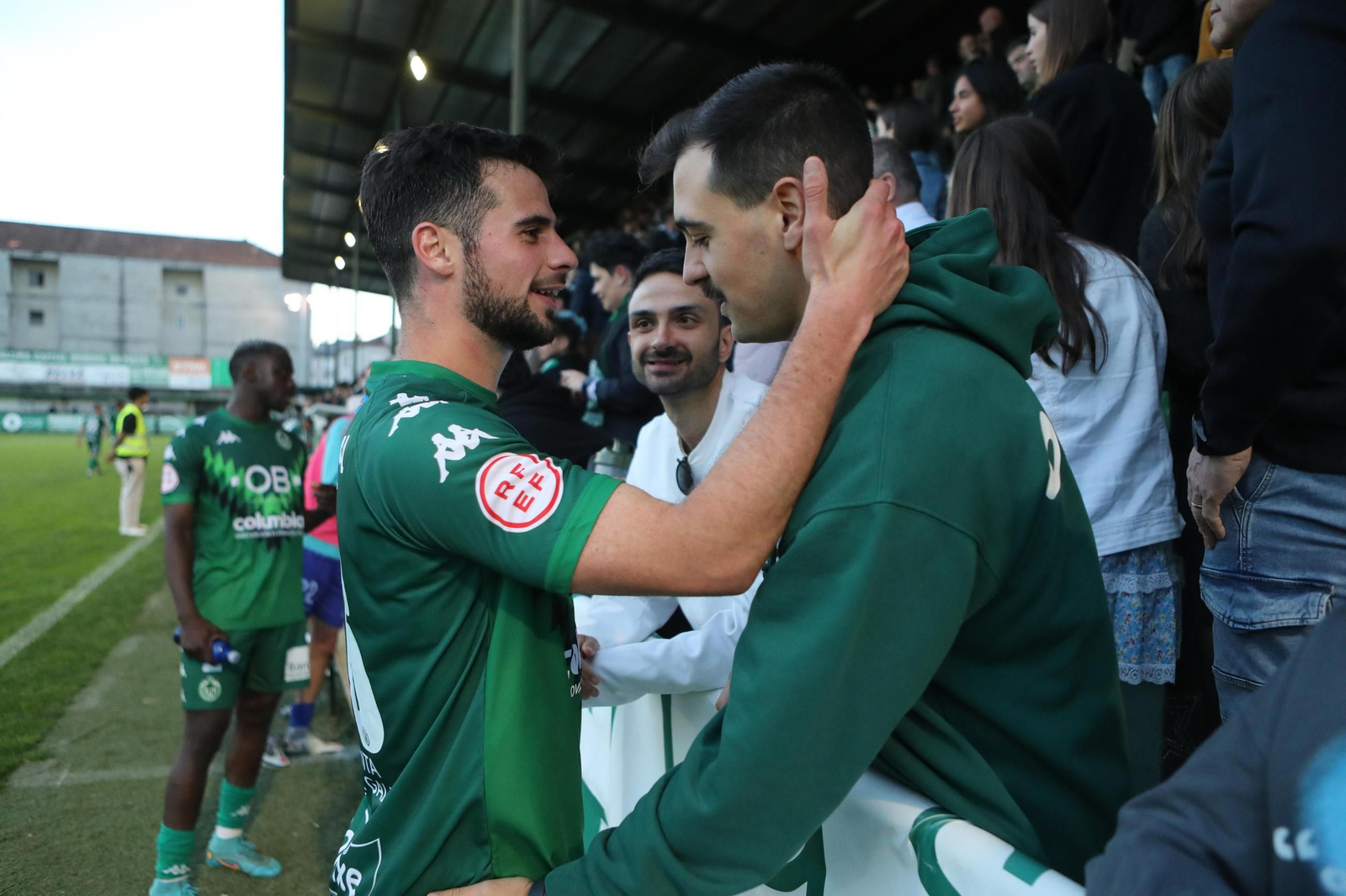Galería | Empate a uno entre el CD Arenteiro y Ourense CF en el derbi termal