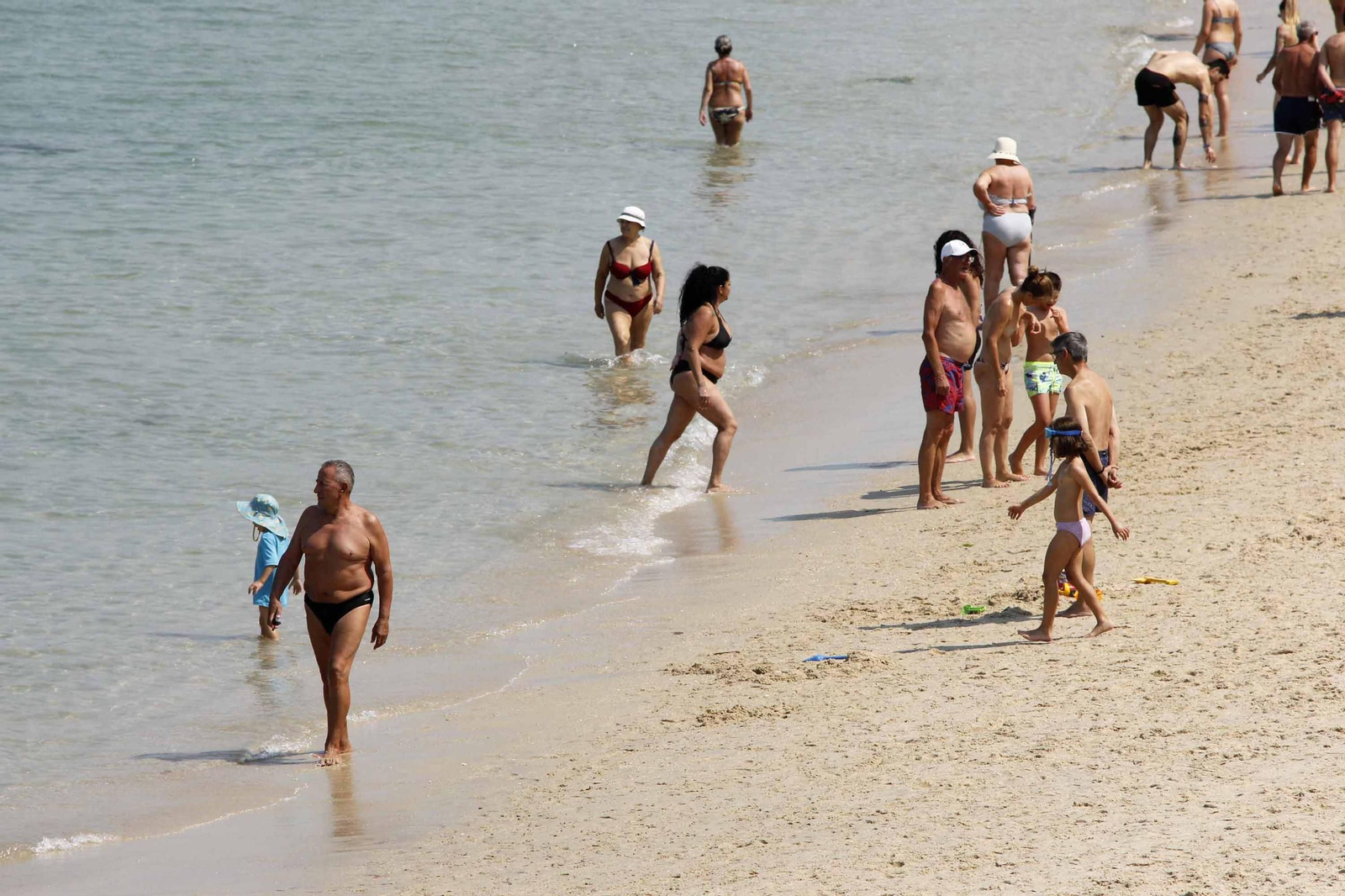 Galería | El calor se apodera de Vigo y llena las playas