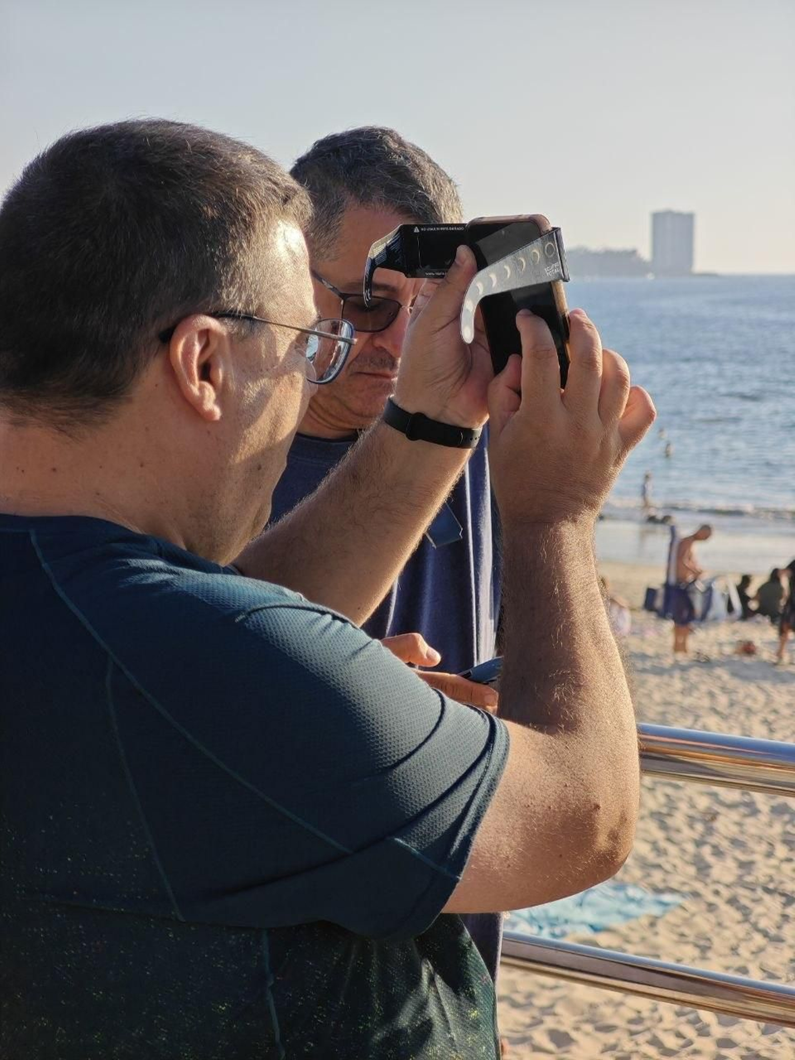 Galería | Así vivió Vigo y su área el histórico eclipse total