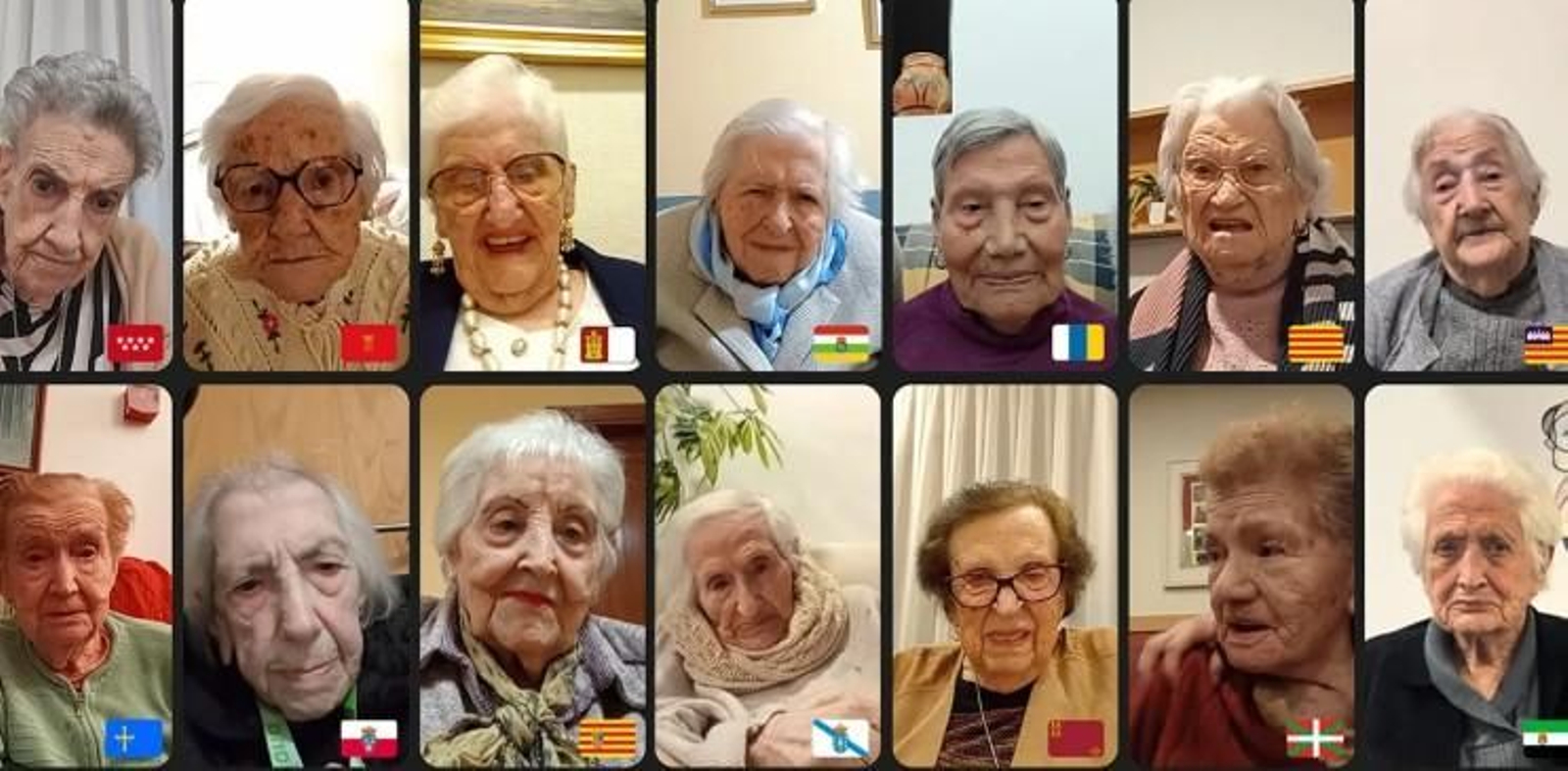 Centenarias durante la videollamada.