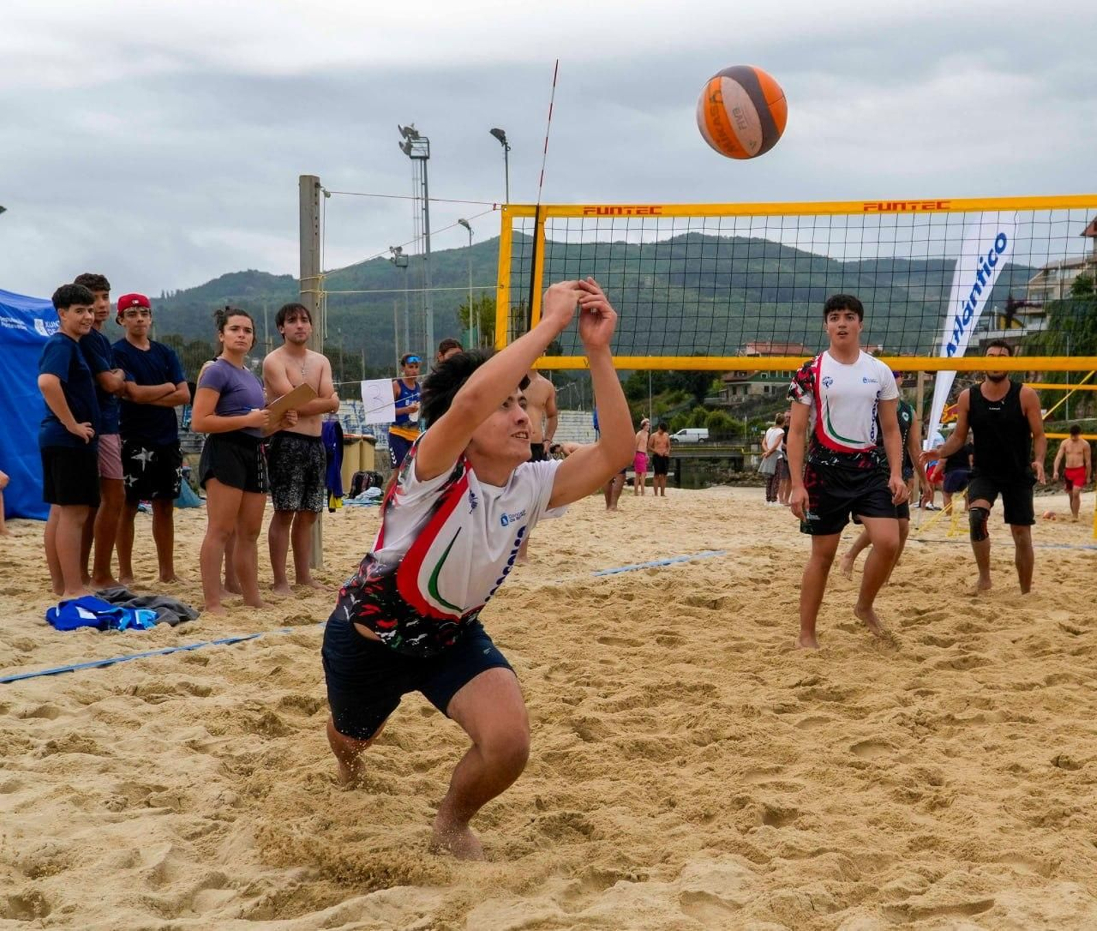 Galería | Dos días de vóley playa en Samil con Atlántico
