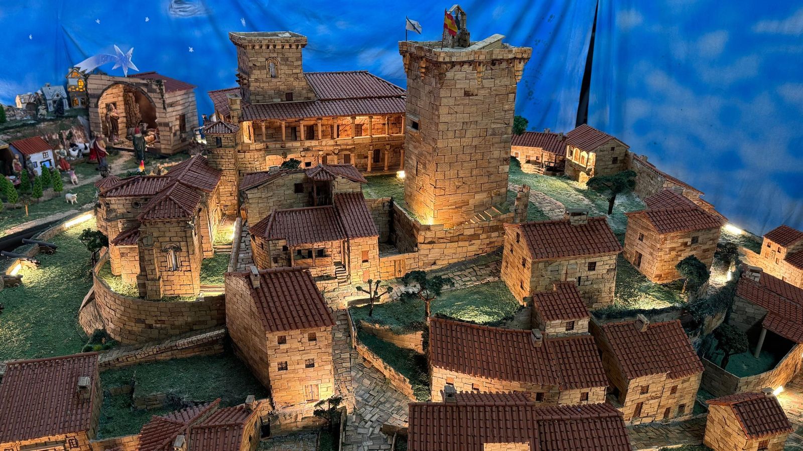 La maqueta del Castillo de Monterrei de Antonio Justo presume de un gran nivel de detalle.