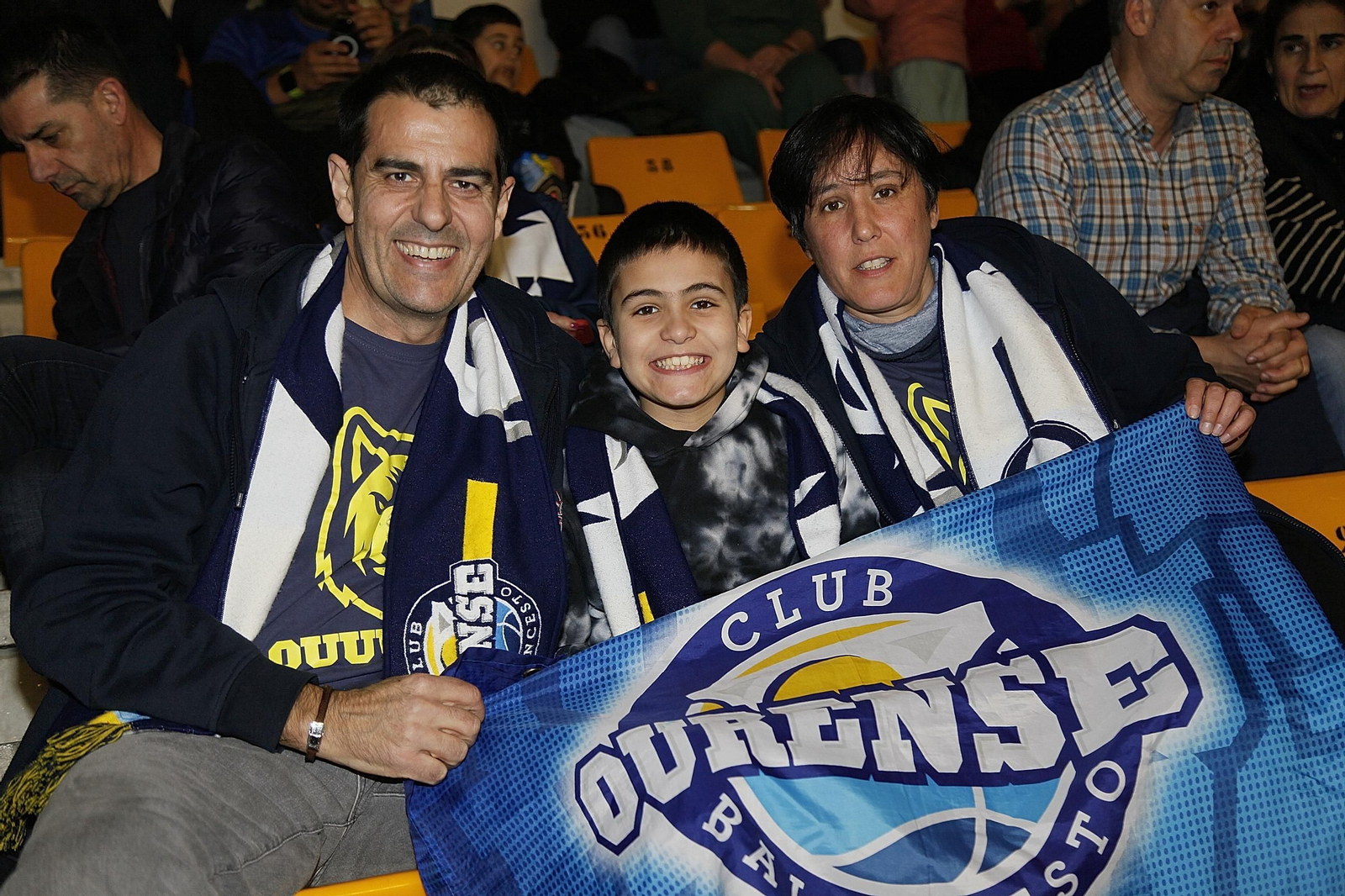 Más de 4.500 aficionados empujaron al COB contra el Estudiantes