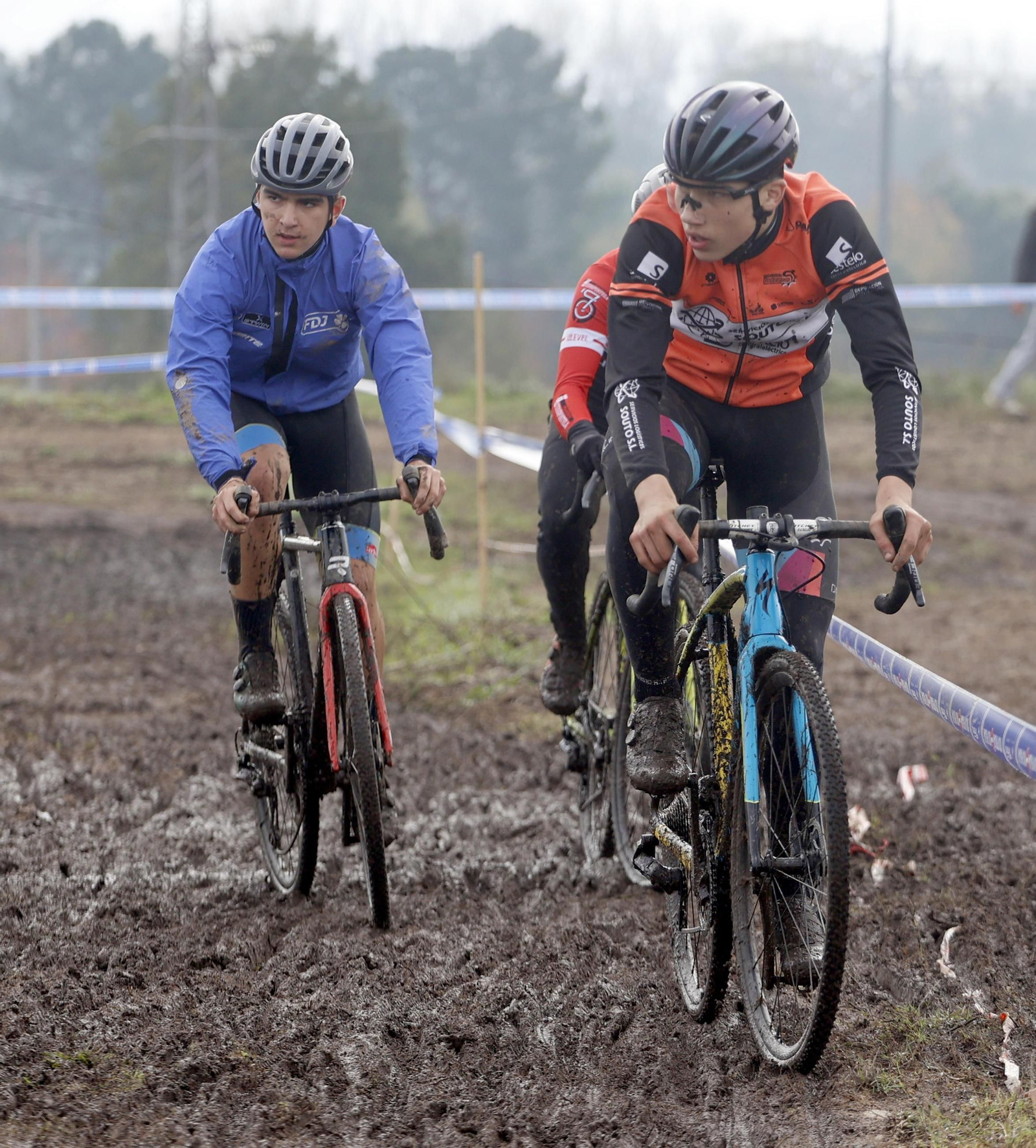 Galería | El ciclocross toma Porriño con una prueba puntuable de la Copa Galicia