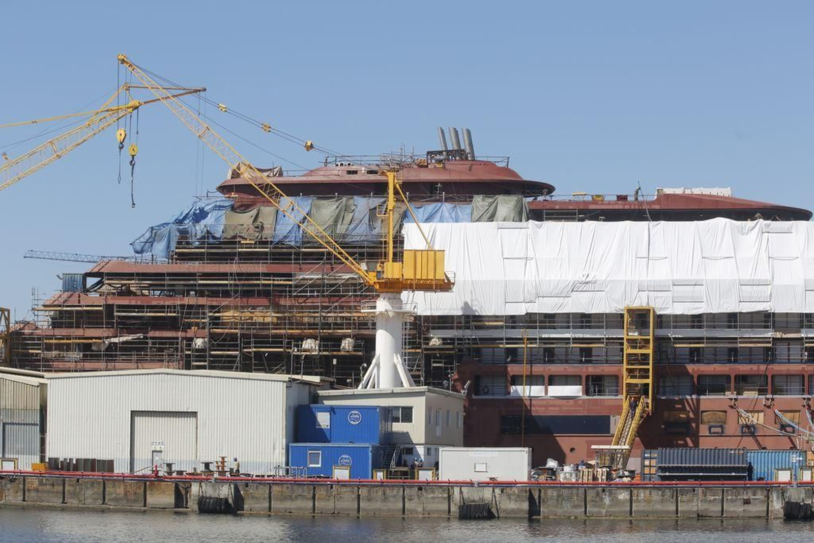 La obra actual del crucero 'Evrima', al que se sumarán dos barcos más entre este año y el próximo.