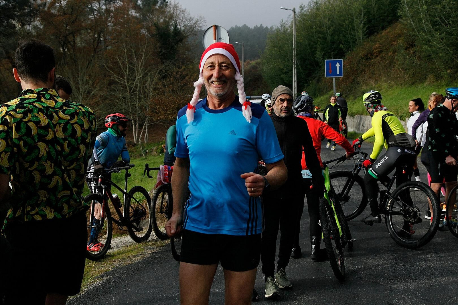 Se pudieron ver disfraces de todos los tipos, desde los más navideños a otros, costumbristas.