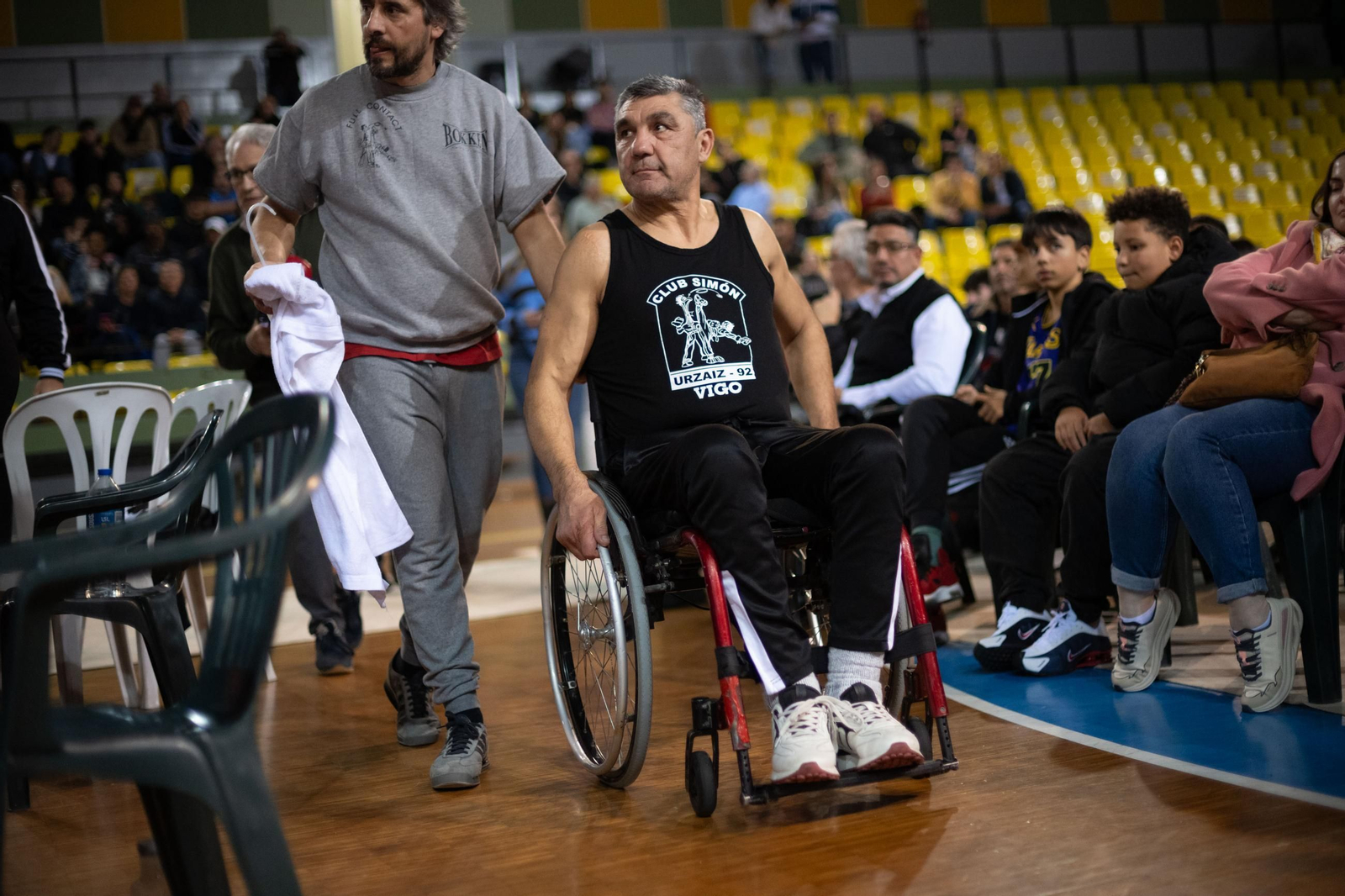 Galería | El boxeo vive una velada espectacular en la vuelta de Simón González a un ring