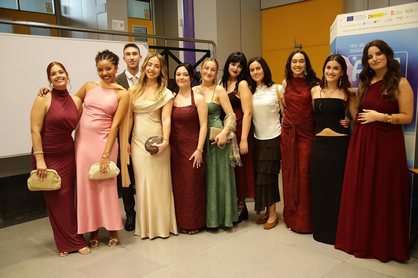 Galería | Los primeros graduados en Relaciones Internacionales por la UVigo Campus Ourense se despiden de la etapa universitaria