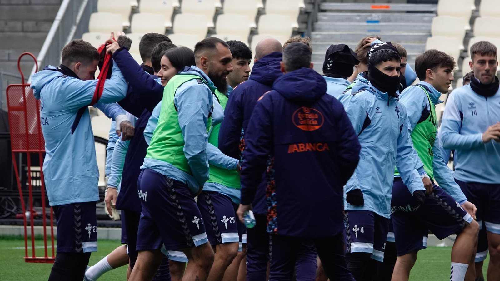 Galería | Entrenamiento multitudinario del Celta en Balaídos