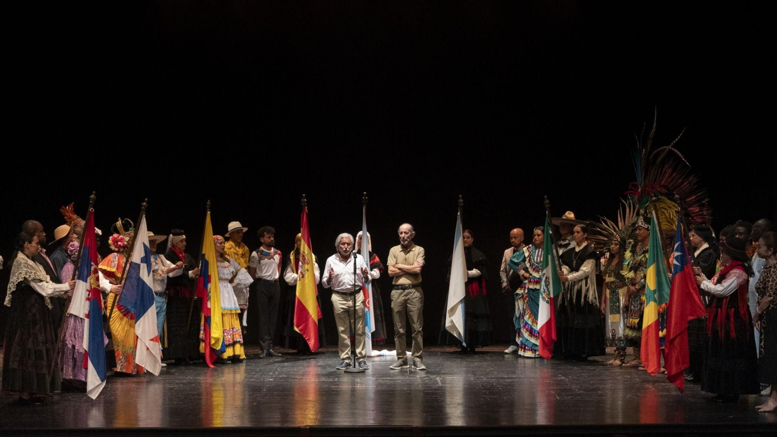 Momento de la inauguración de las Xornadas de Folklore en 2024.