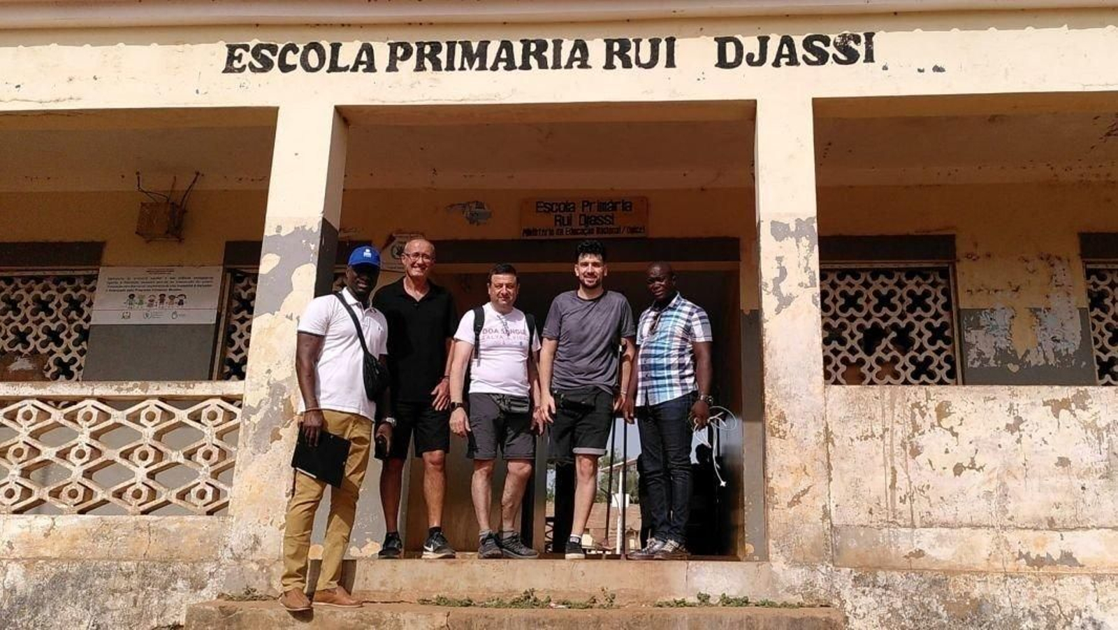 Juan González en Bissau.