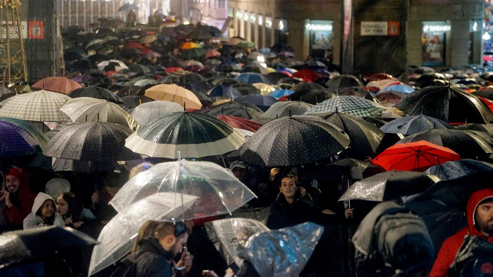Galería | Vigo se ilumina con las luces de Navidad 2025