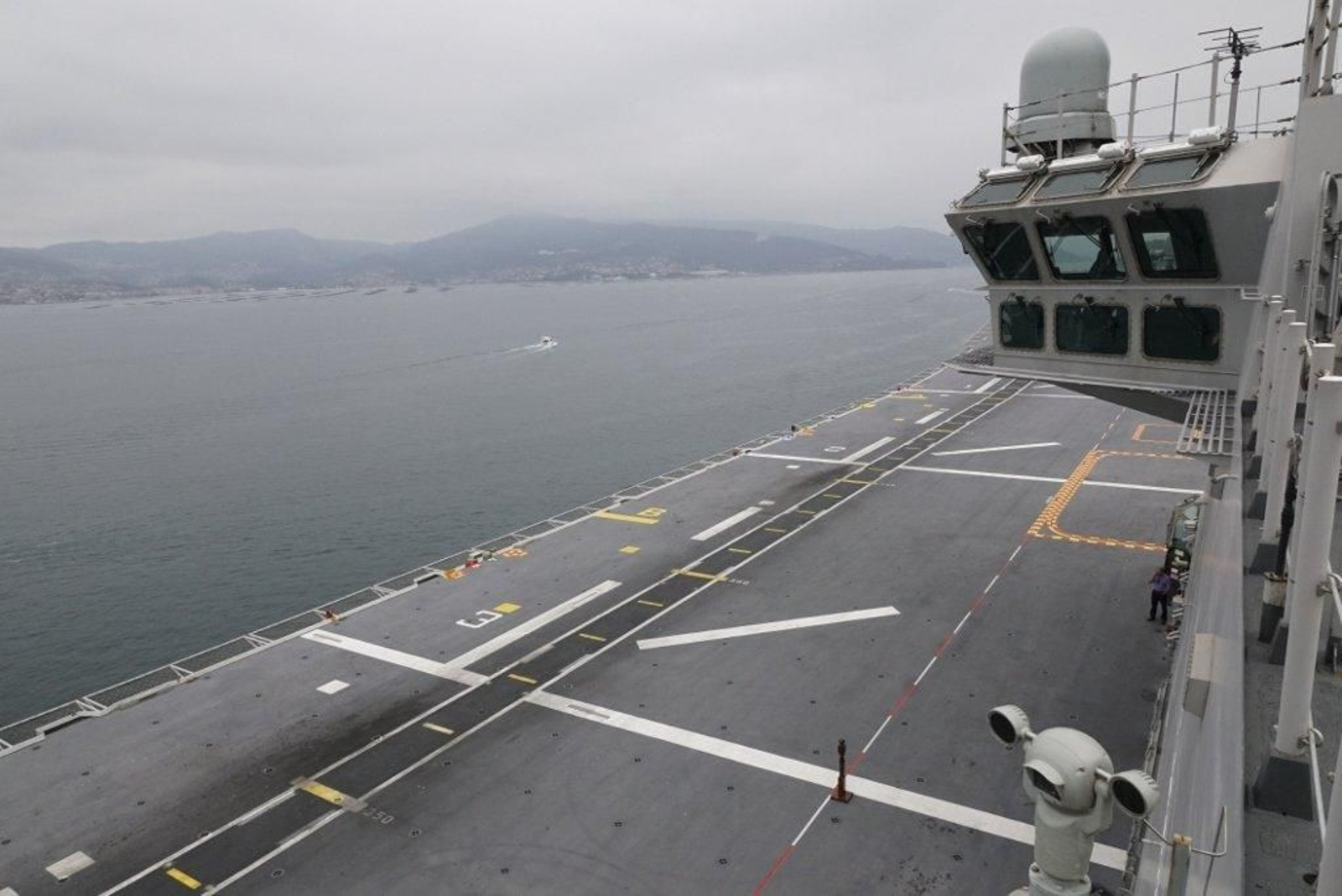 El portaviones Juan Carlos I en Vigo  (33) (1024x684)