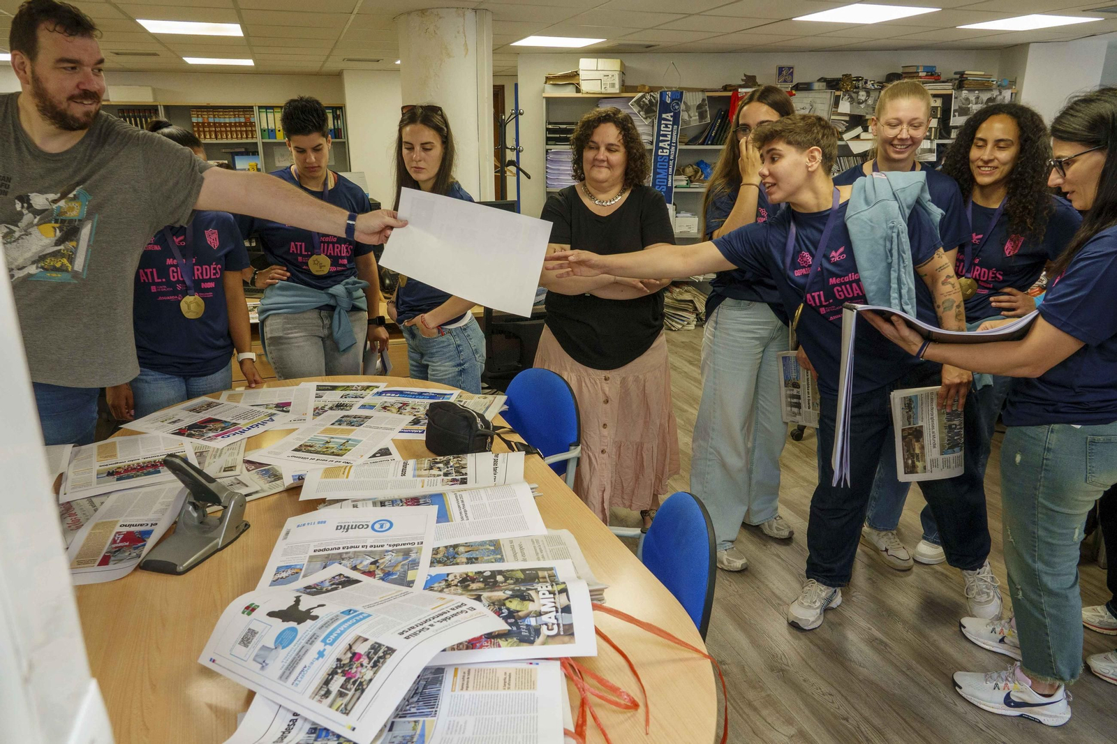 Galería | El Guardés visitó Atlántico para celebrar la Copa Europea de balonmano