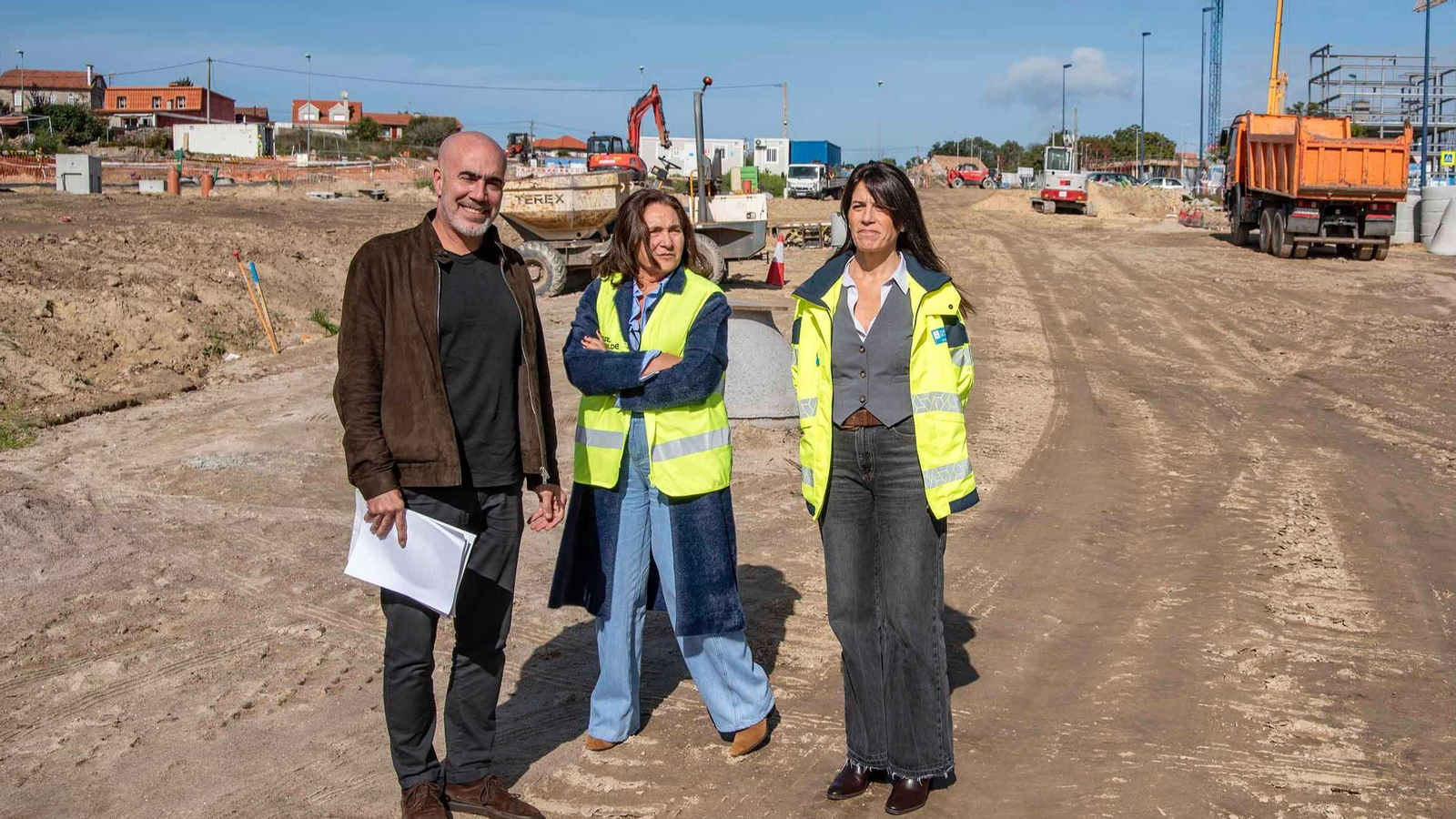 La conselleira, este viernes en las obras de Navia.