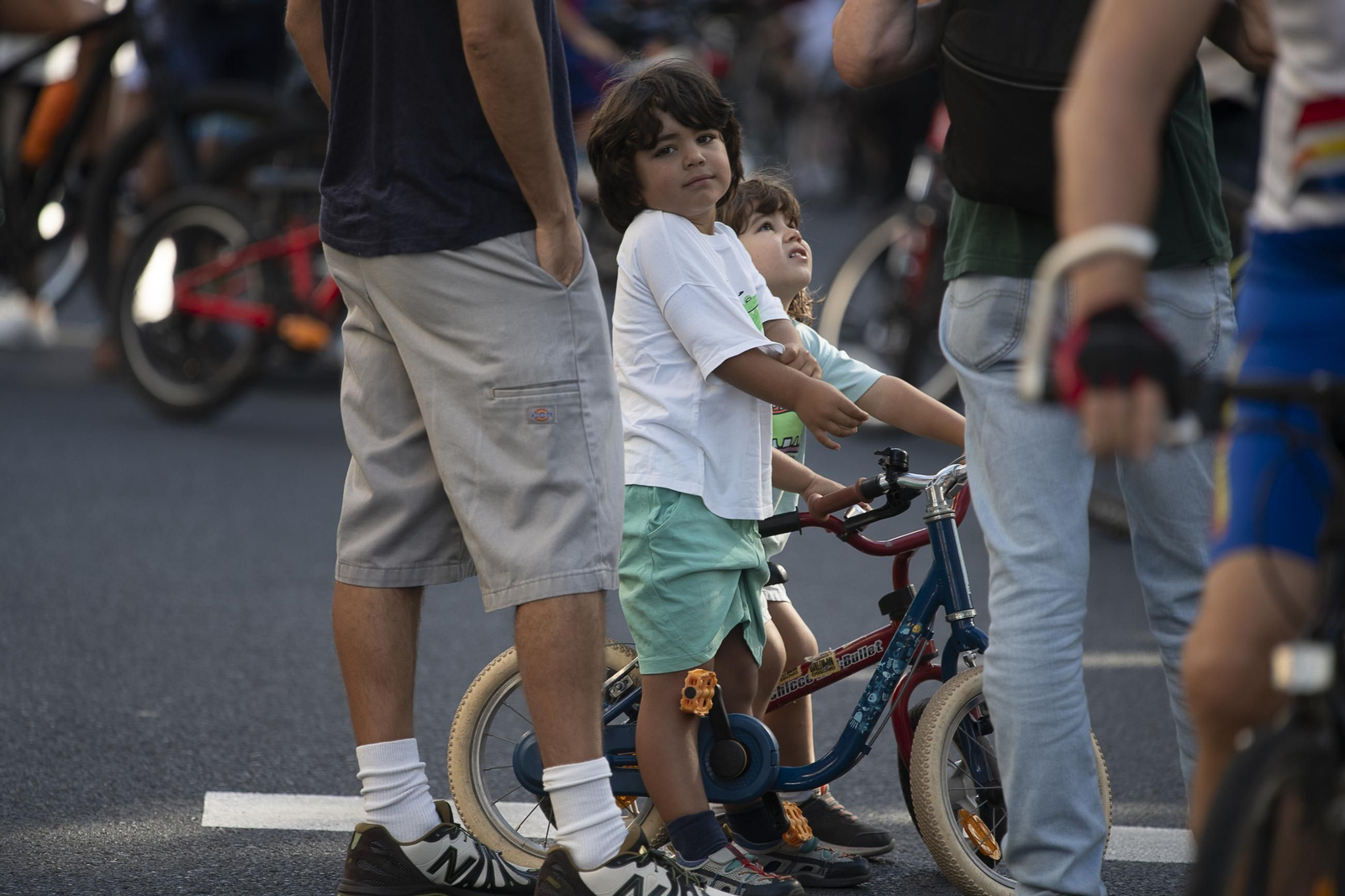 Galería | Ourense disfruta de un Día da Bici con sol, ambiente familiar y regalos