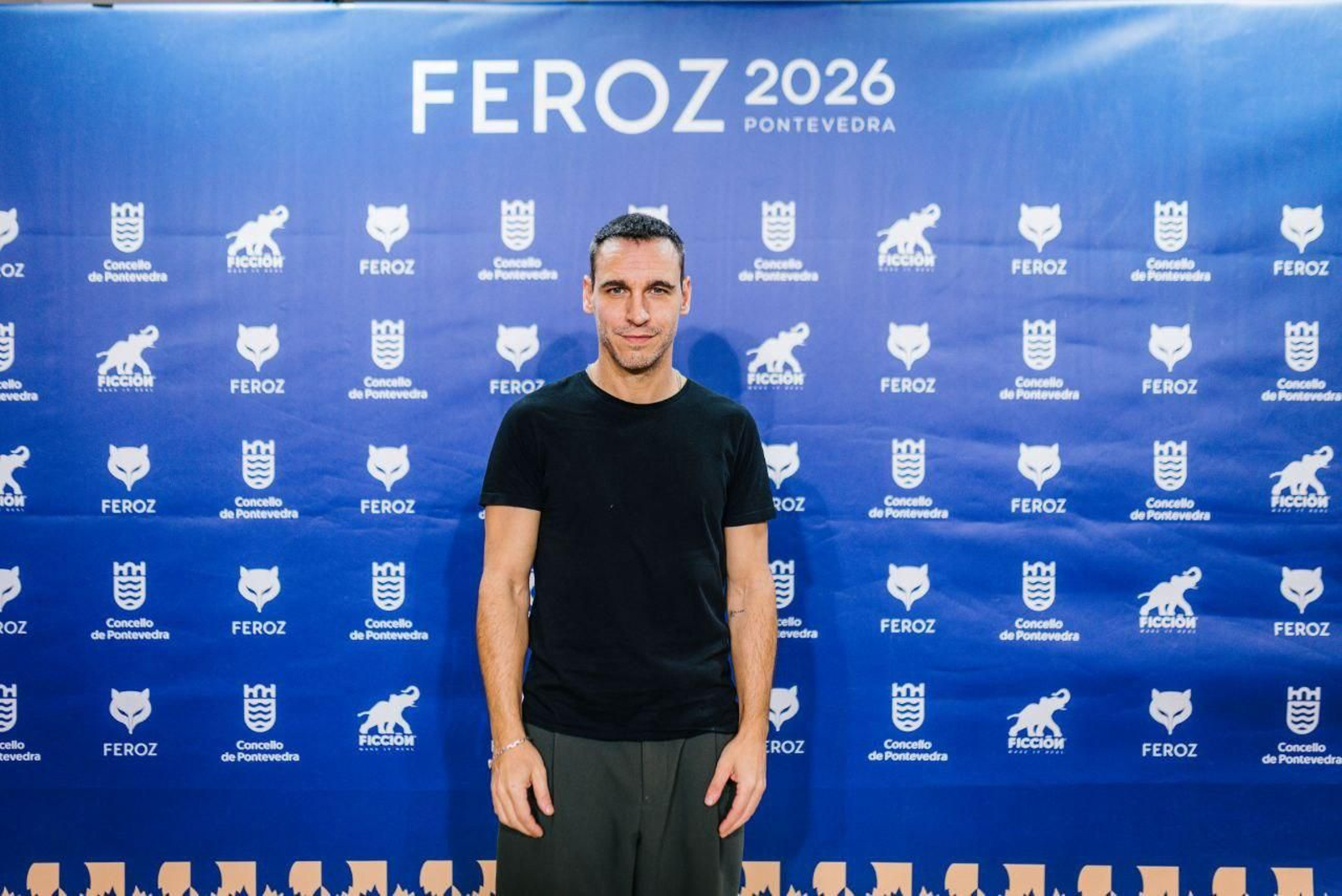 Galería | Pontevedra da la bienvenida a los invitados de los Feroz con una fiesta