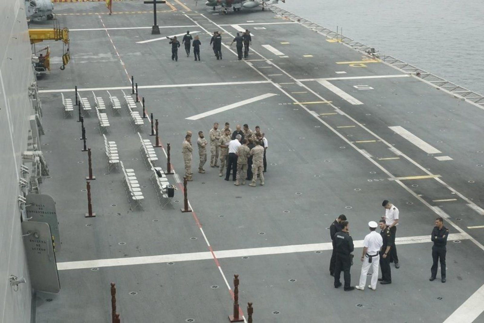 El portaviones Juan Carlos I en Vigo  (36) (1024x684)