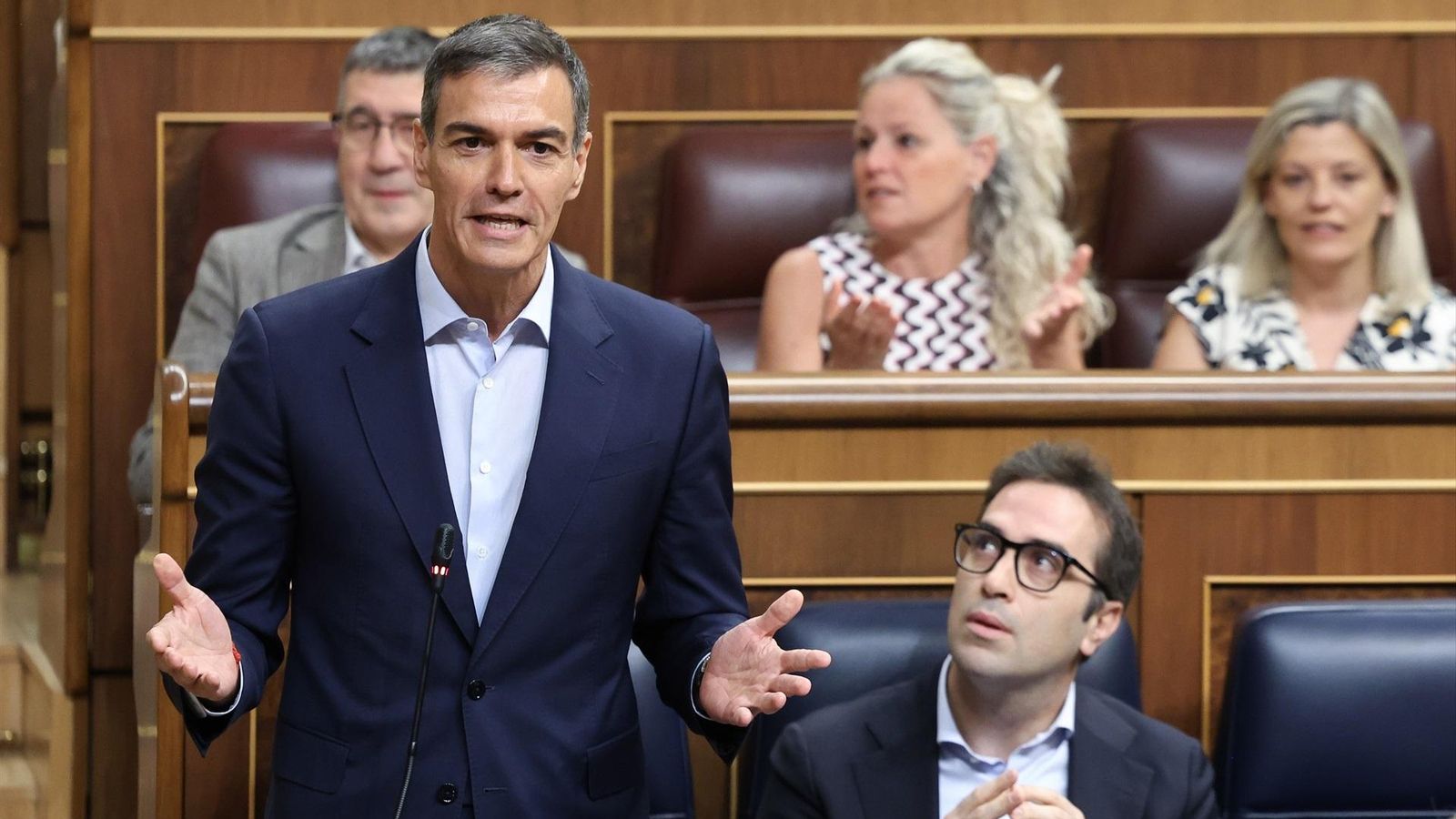 El presidente del Gobierno, Pedro Sánchez, interviene durante una sesión de control al Gobierno, en el Congreso de los Diputados.