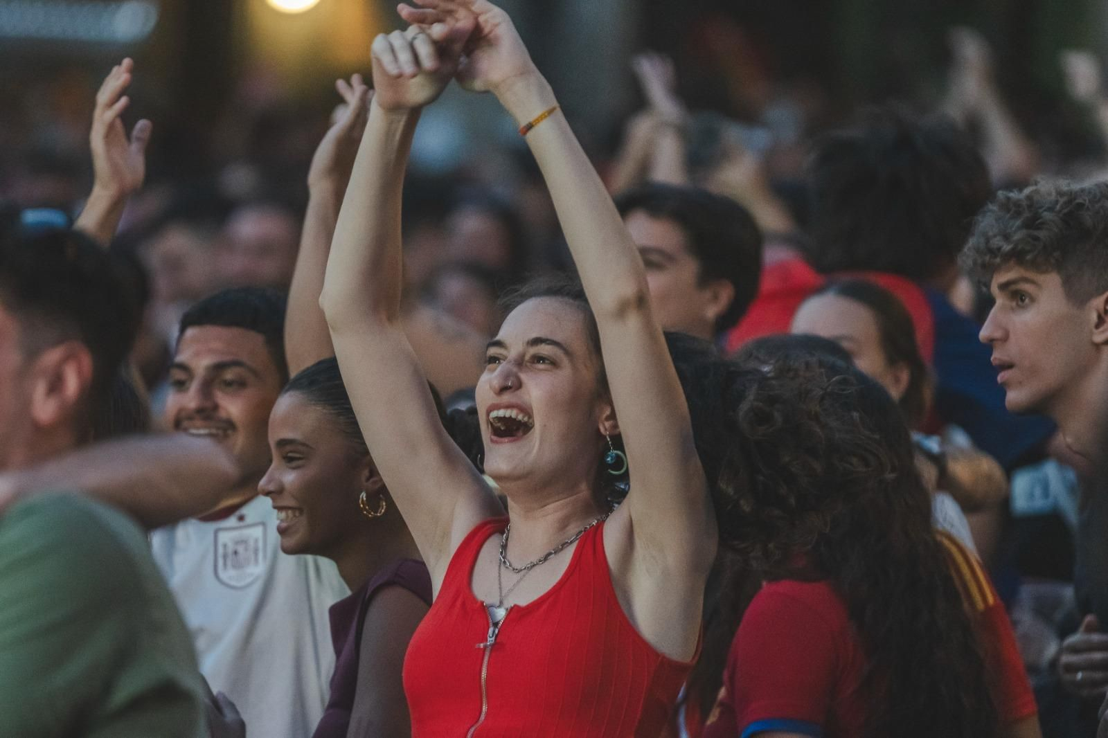 Galería | La ilusión por España en la semifinal tiñe de rojo la provincia de Ourense, en fotos