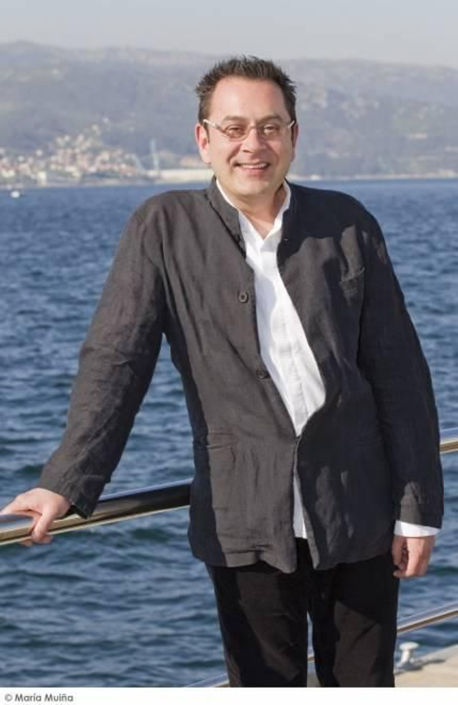 PP, Roberto Relova, Ldo. en Arte Moderno, exdirector del Conservatorio de Vigo y actual responsable del festival Are More.