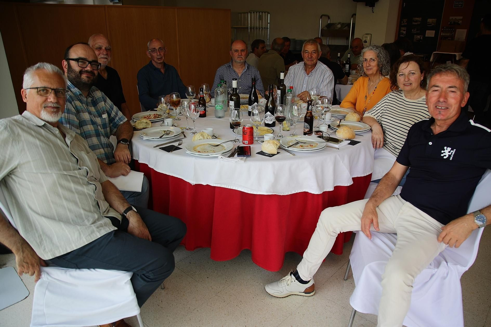 Vicente, Cándido, Fernando, José Antonio, Miguel Ángel, Jose, Dori, Marisol y Blas.
