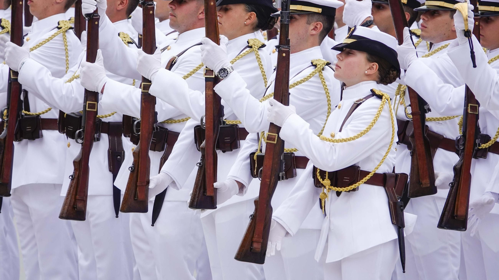 Galería | Entrega de despachos en Marín a cargo de Felipe VI
