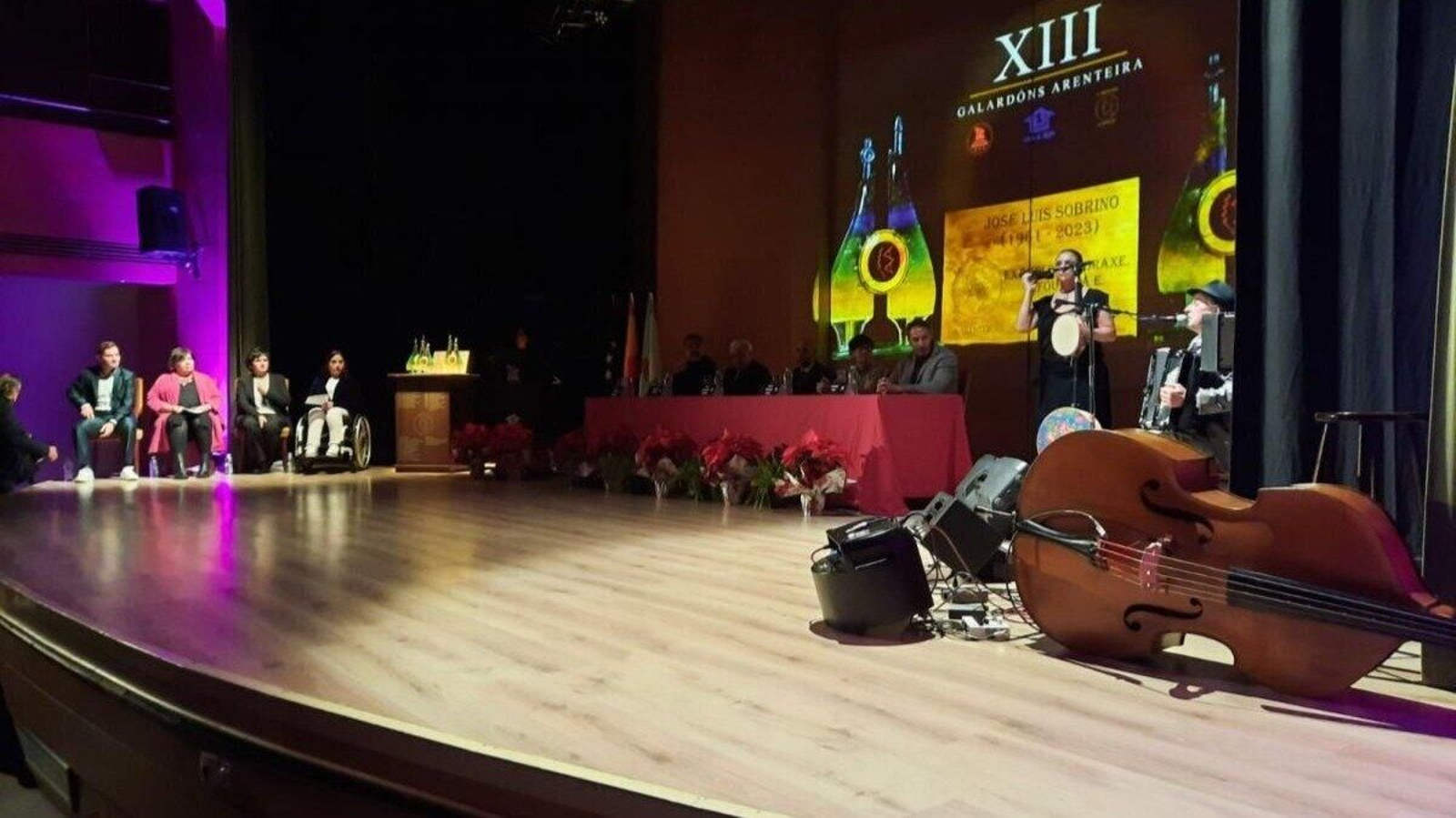 Acto de entrega dos Galardóns Arenteira, no Auditorio Manuel María.
