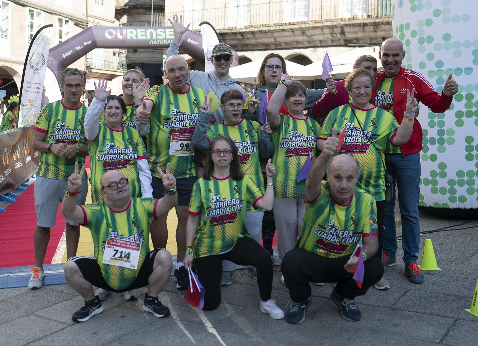 Galería | Ourense disfruta de la Carrera de la Guardía Civil un año más