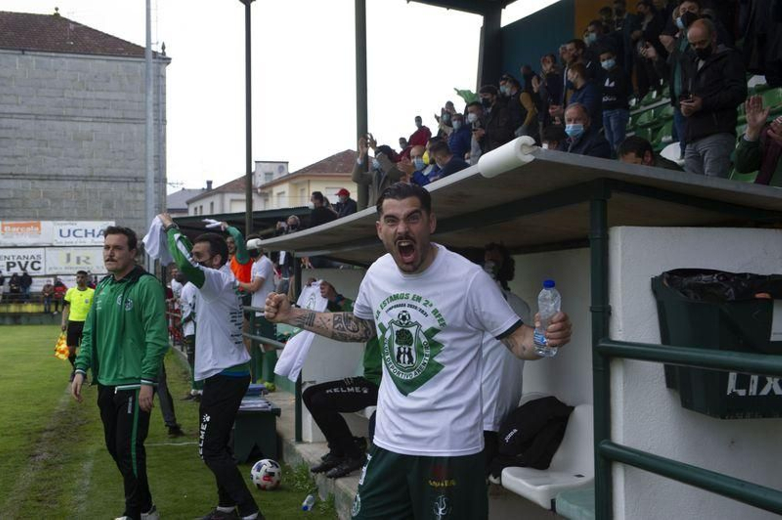 El Arenteiro celebra el ascenso a la Segunda Federación (MARTIÑO PINAL).
