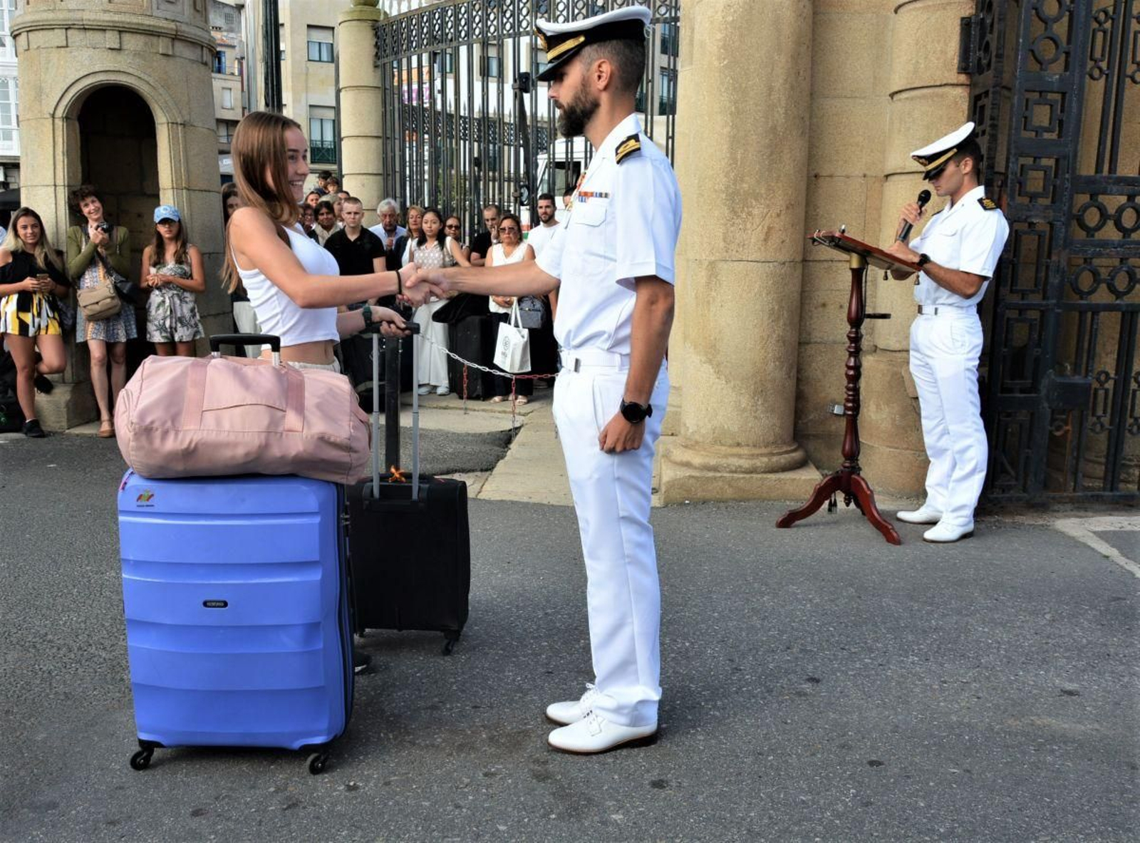 Doce de los 116 estudiantes de la Escuela Naval son mujeres.