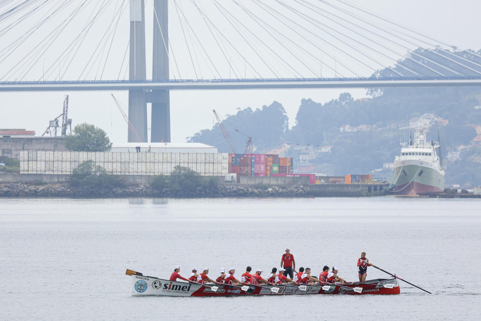 Galería | Emocionante bandera de traineras en Redondela