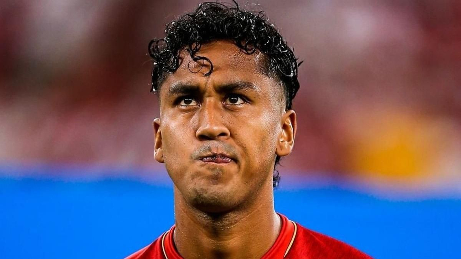 Renato Tapia, con Perú.