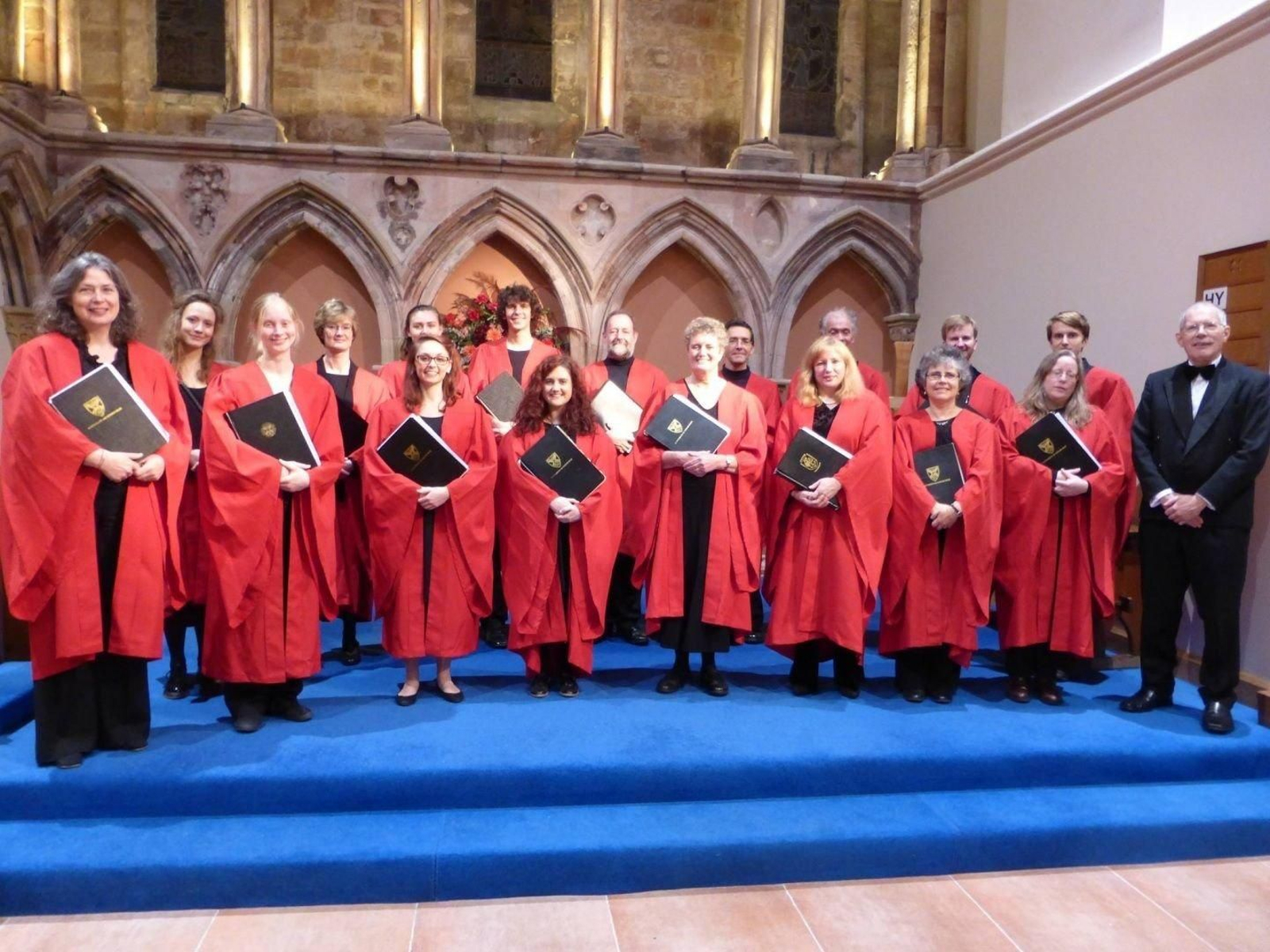 El coro está formado por alumnos de la Universidad escocesa especializado en los siglos XVI y XVII